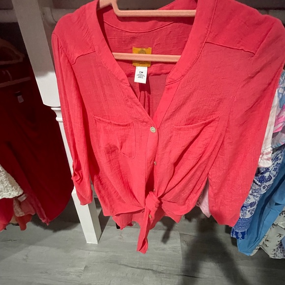 Random shirts - Picture 13 of 16